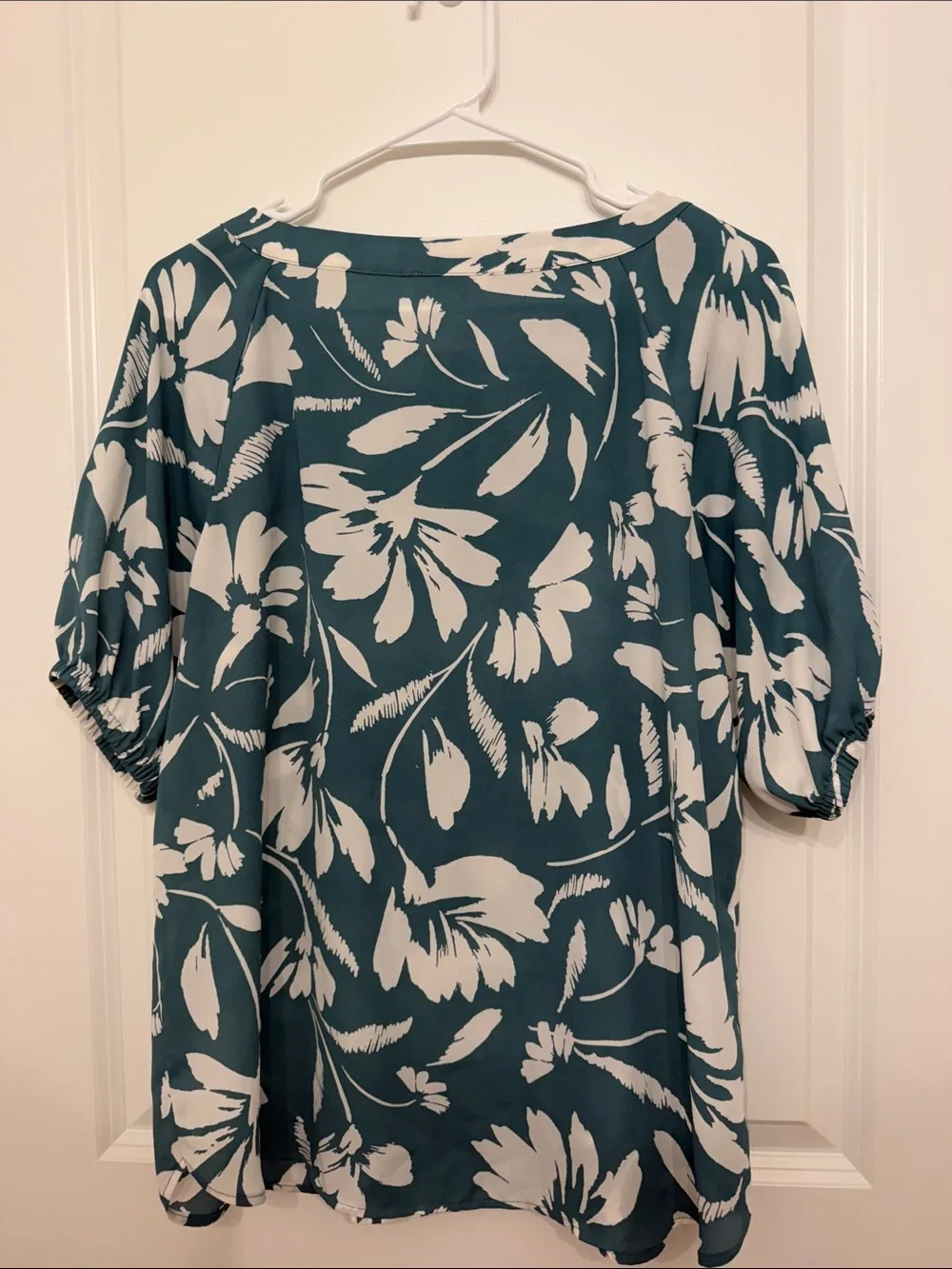 LOFT Teal and White Floral Puff-Sleeve Blouse